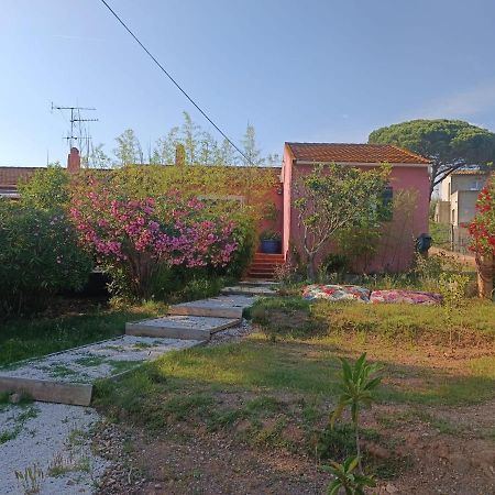 Maison De Vacances, Proche De La Plage Fréjus Exterior photo